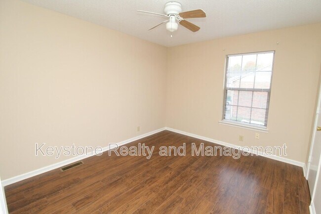 Building Photo - 119 Hickory Trace Rd