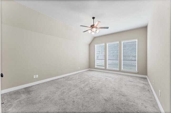 Building Photo - 18226 Dalyell Dr