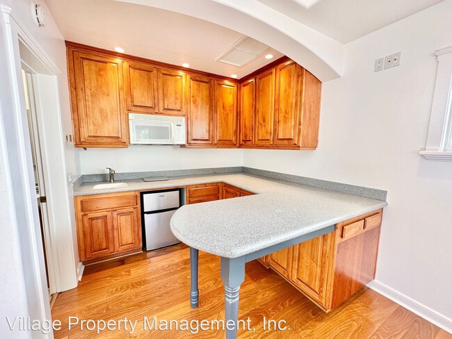 Building Photo - Studio, 1 bath House - 1144 Lydia Lane Gue...