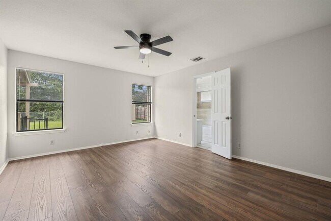 Building Photo - 8905 Bridgewood Trail