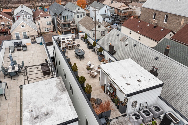 Building Photo - 1738 W 17th St