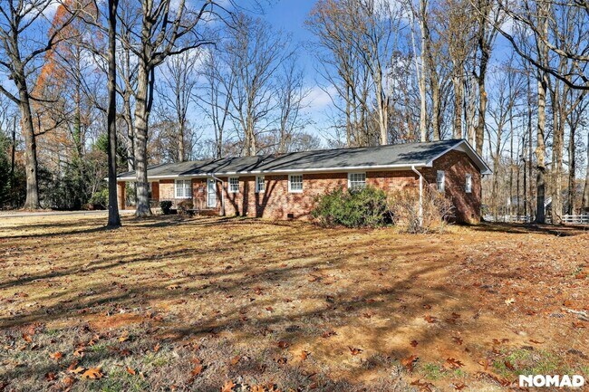 Building Photo - 118 Bobwhite Ln