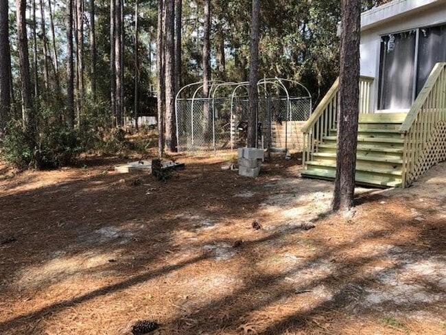 Building Photo - 2 BEDROOM 2 BATH MOBILE ON 2.21 ACRES IN LAKE TROPICANA RANCHETTES