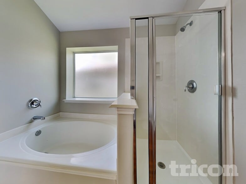 Building Photo - 20406 Clydesdale Ridge Dr