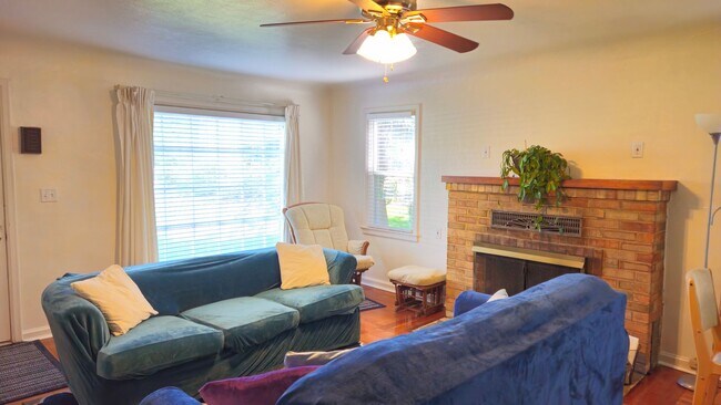 Building Photo - BG Properties, L.L.C.