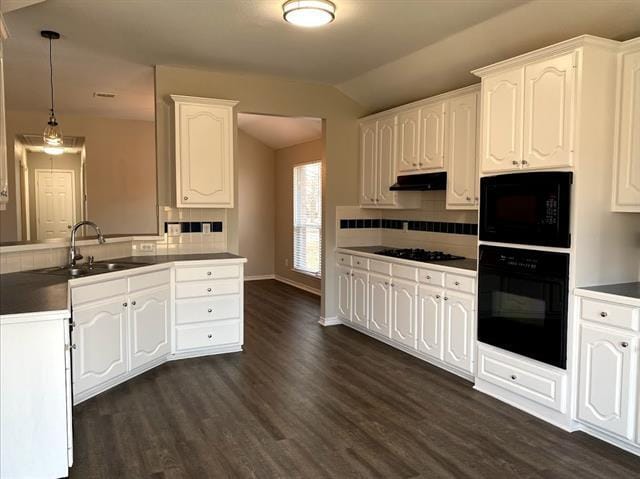 Building Photo - 15674 Wrangler Dr