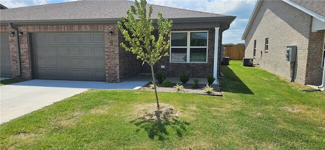 Building Photo - 519 NW 68th Ave