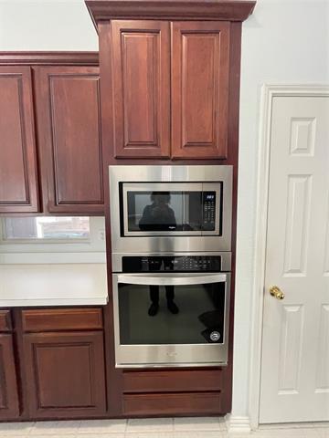 Building Photo - 513 Hickory Dr