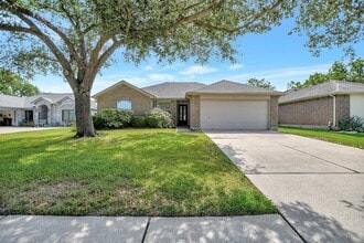 Building Photo - 18234 Drum Heller Ln