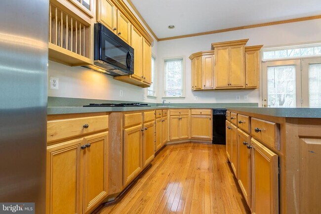 Building Photo - 21935 Windover Dr