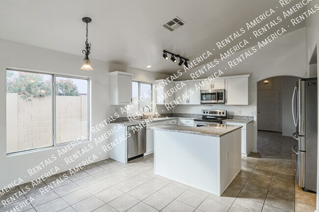 Building Photo - 12043 W Windrose Dr