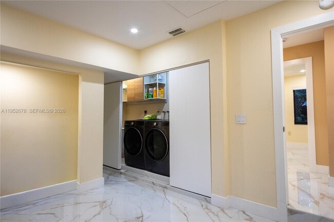 Building Photo - 13565 SW 116th Terrace