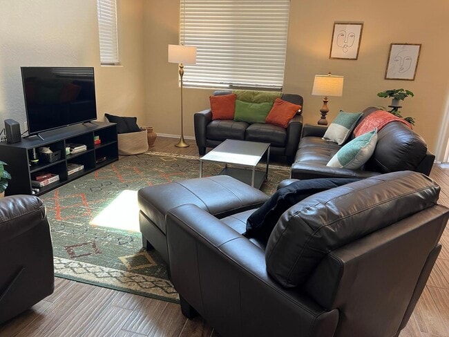 Building Photo - 22507 N 31st Ave