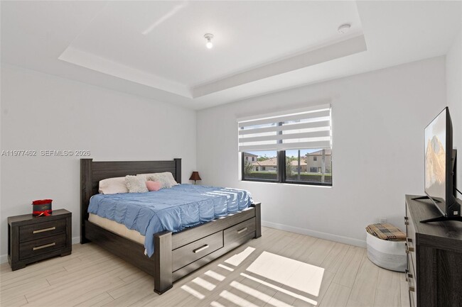 Building Photo - 2380 NE 1st St