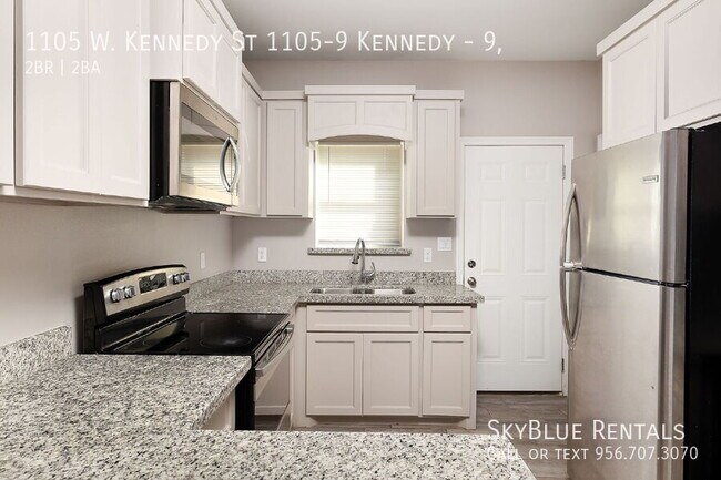 Building Photo - 1105 W Kennedy St