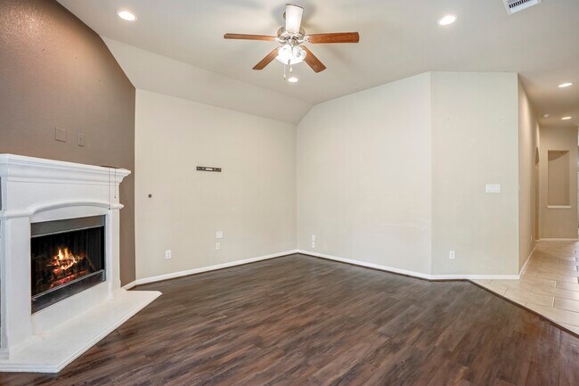 Building Photo - 5319 Claymore Meadow Ln