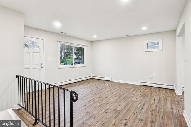 Building Photo - 1506 Maryland Ave