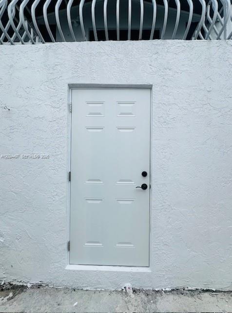 Building Photo - 11870 SW 5th St