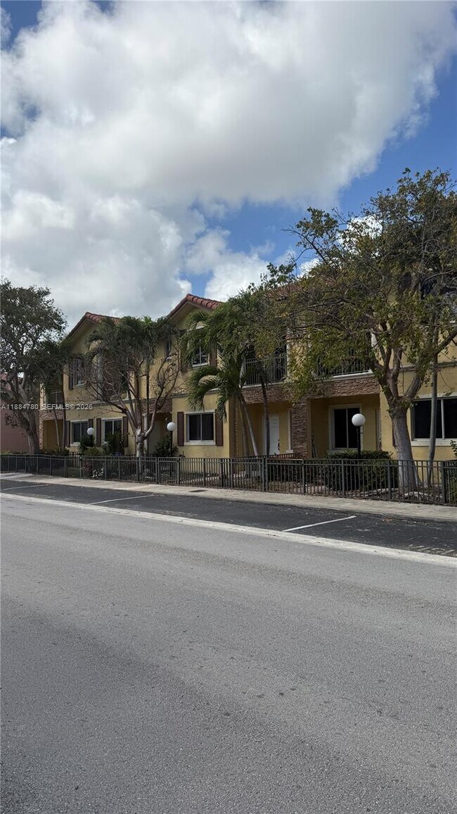 Building Photo - 11240 SW 230th Terrace