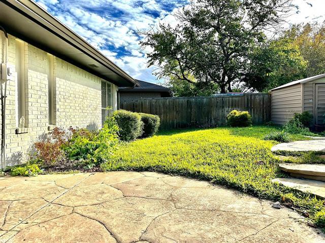 Building Photo - 2345 Monticello Cir