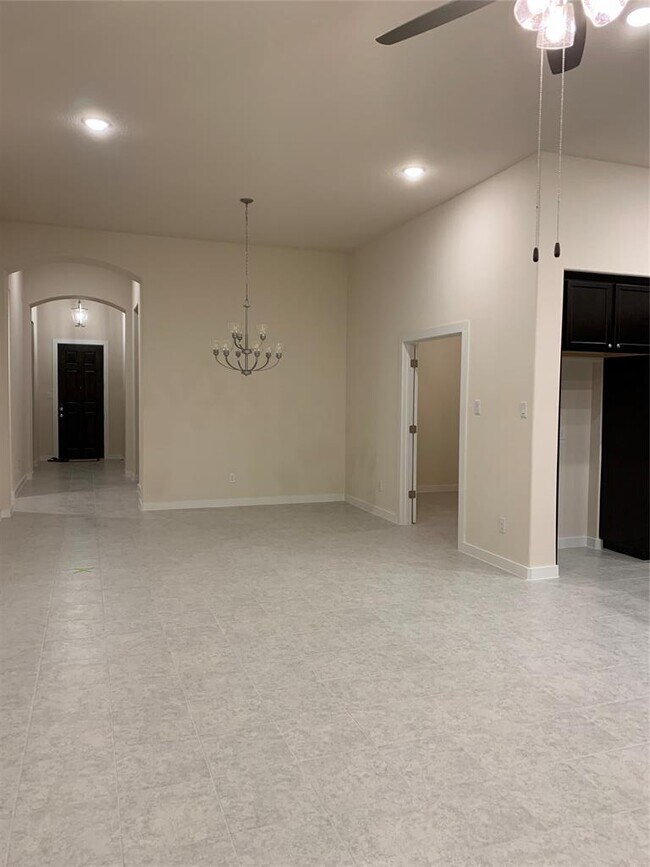 Building Photo - 117 Stone Fork Ln