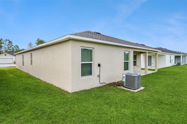 Building Photo - 3262 Sanctuary Dr