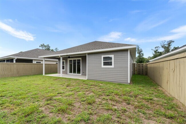 Building Photo - 6735 SW 10th Ln