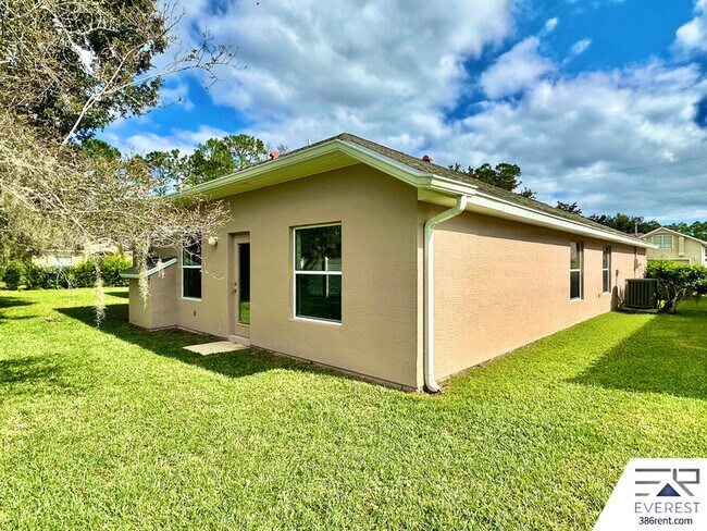 Building Photo - 7 Waywell Pl