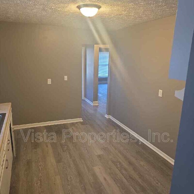 Building Photo - 1622 Haskin Ave