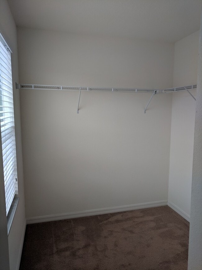 Building Photo - Pond view!!  3Bed/2.5Bath/1car Garage Town...