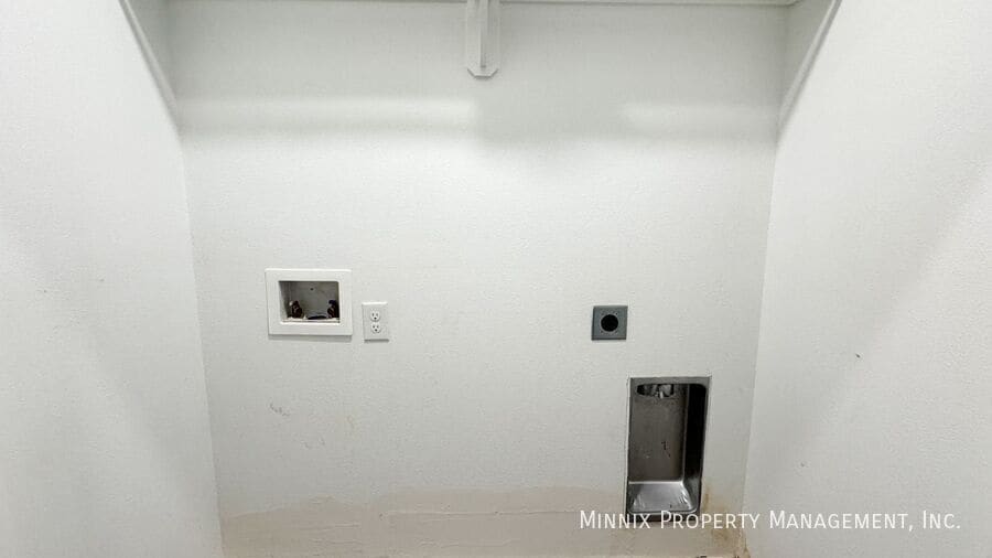 Building Photo - 1638 133rd St