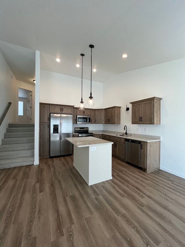 Building Photo - The Wilds Townhomes