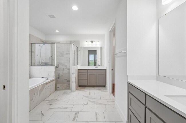 Building Photo - 133 Plumbago Loop