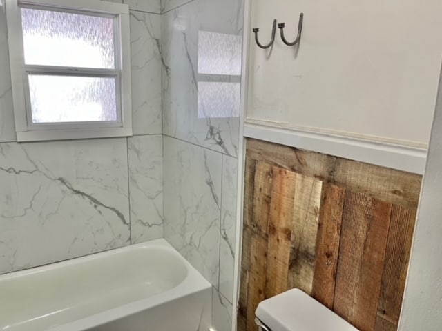 Building Photo - 133 W House