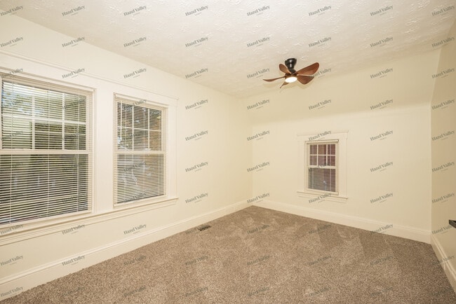 Building Photo - 1534 Coutant Ave