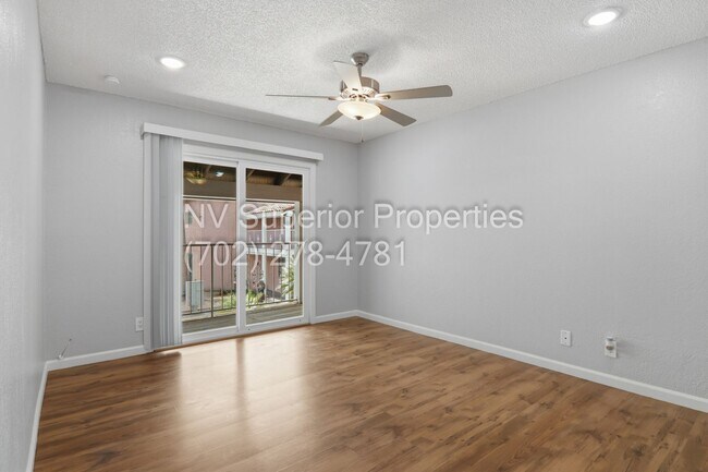 Building Photo - 2274 E Desert Inn Rd