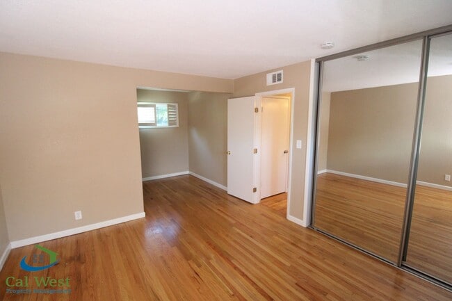 Building Photo - $4795 - 3 Bd/2 Ba Two Story Single Family Home in West San Jose