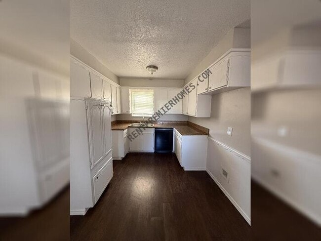 Building Photo - 429 NW 86th St