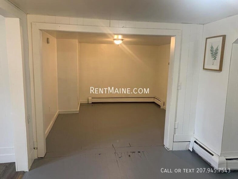 Building Photo - 97 Center St