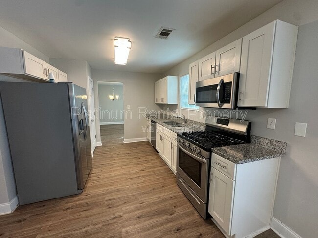 Building Photo - 2793 Oakvale Falls Dr