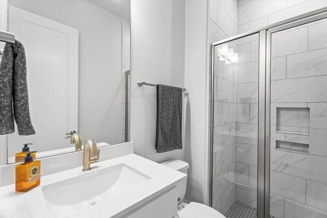 Building Photo - 28 Clearview Terrace Pl
