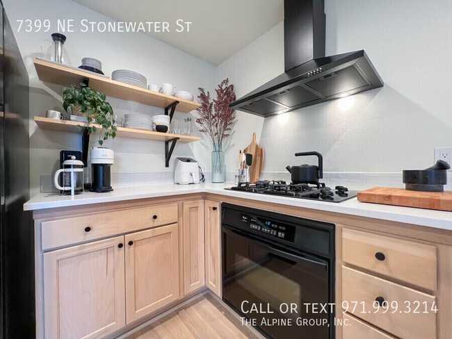 Building Photo - 7399 NE Stonewater St