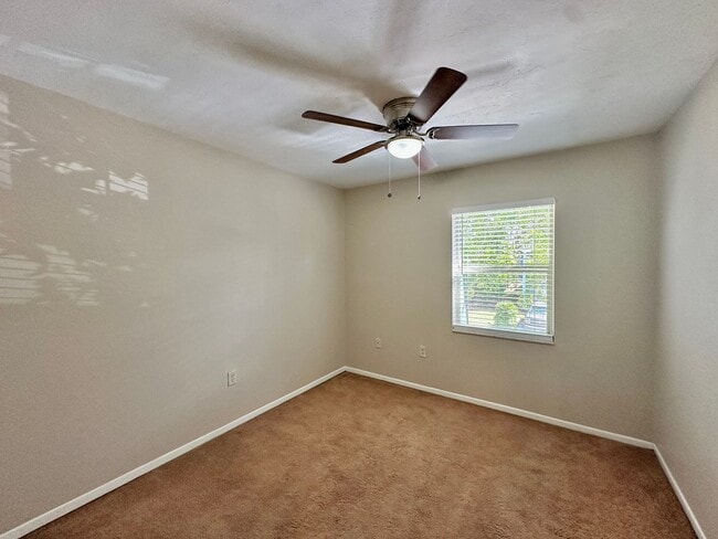 Building Photo - 501 SW 75th St