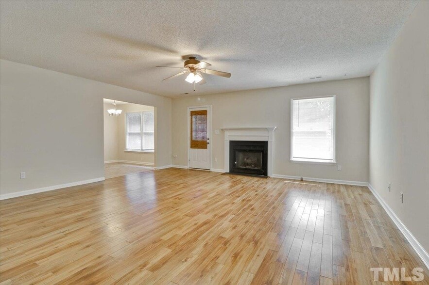 Building Photo - 1512 Kempsey Cir