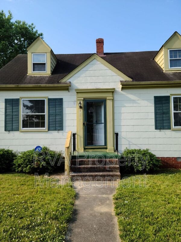 Building Photo - 1915 Parlow Dr