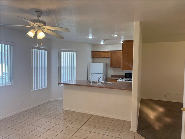 Building Photo - 3354 Armour Ln