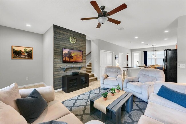 Building Photo - 7254 Duxbury Ln