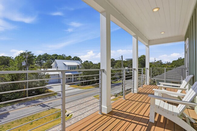 Building Photo - 120 Dune Dr