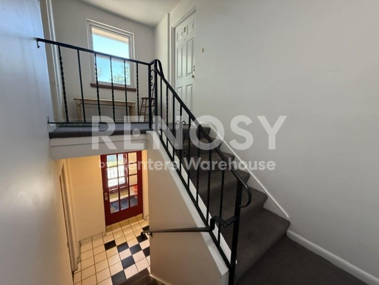 Building Photo - 1535 Hudson St