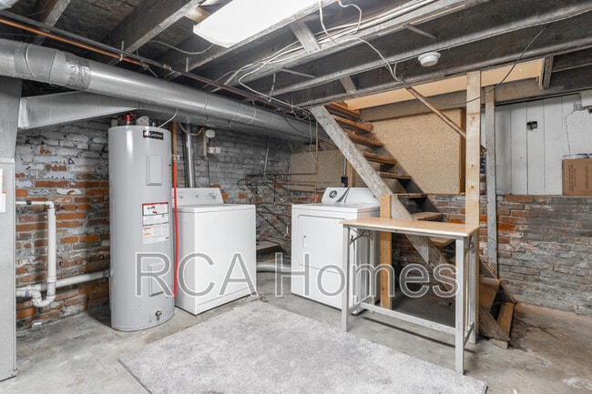Building Photo - 2439 N Pennsylvania St